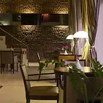 Hotell Davitel - Tobacco