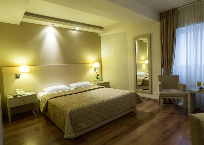 Otel Davitel - Tobacco 4*