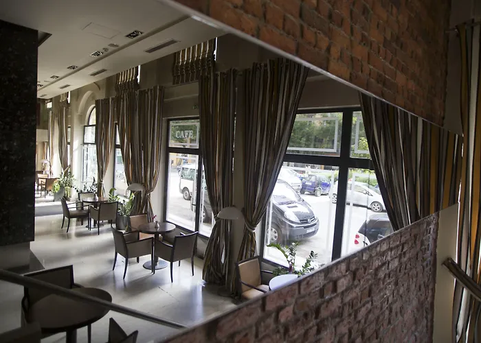 Davitel - Tobacco Hotel