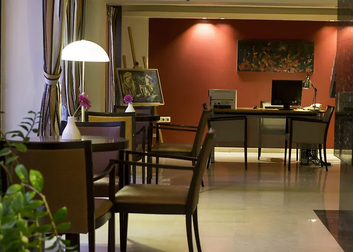 Hotel Davitel - Tobacco 4*